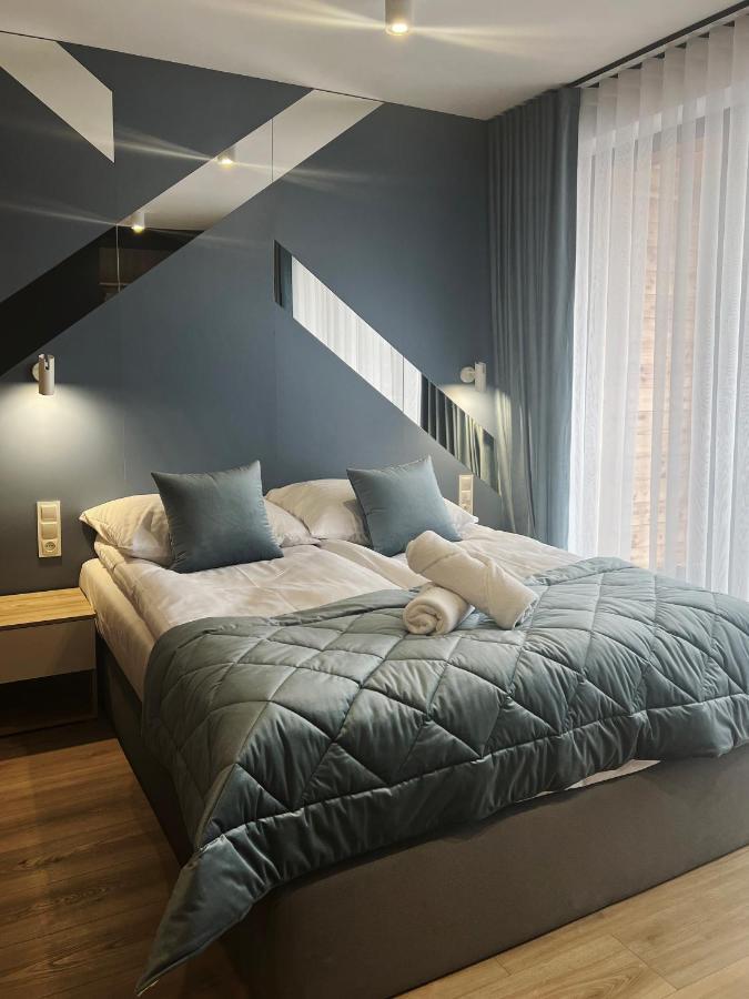 Amsterdam - Nowy Apartament W Centrum Z Prywatnym Zadaszonym Parkingiem Нови Тарг Екстериор снимка
